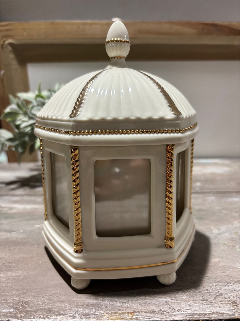Lenox Portrait Gallery Photo Trinket Box
